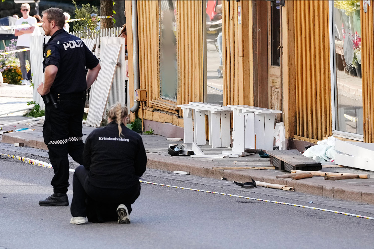 Én person er kritisk skadd etter ulykken i Drøbak søndag. 