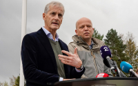 Ap-leder Jonas Gahr Støre og Sp-leder Trygve Slagsvold Vedum er enige om at firerkravet i matematikk skal fjernes som opptakskrav for å komme inn på lærerutdanningen.