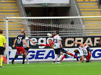 Her gjør Steinar Strømnes hos Strømmen den første scoringen. 0-1