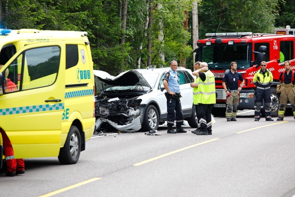 En person omkom da en bil og motorsykkel kolliderte på fylkesvei 154 i Ski i Akershus i august i år. 