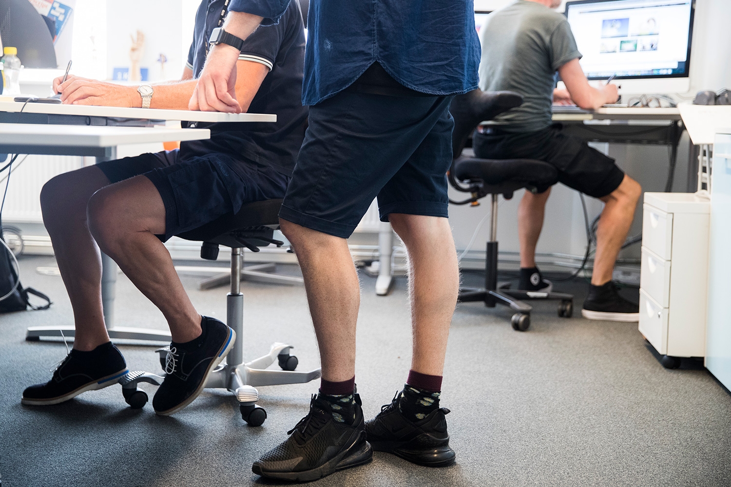 Man kan bli nektet å bruke shorts på jobb, men da må arbeidsgiver ha en god grunn. 